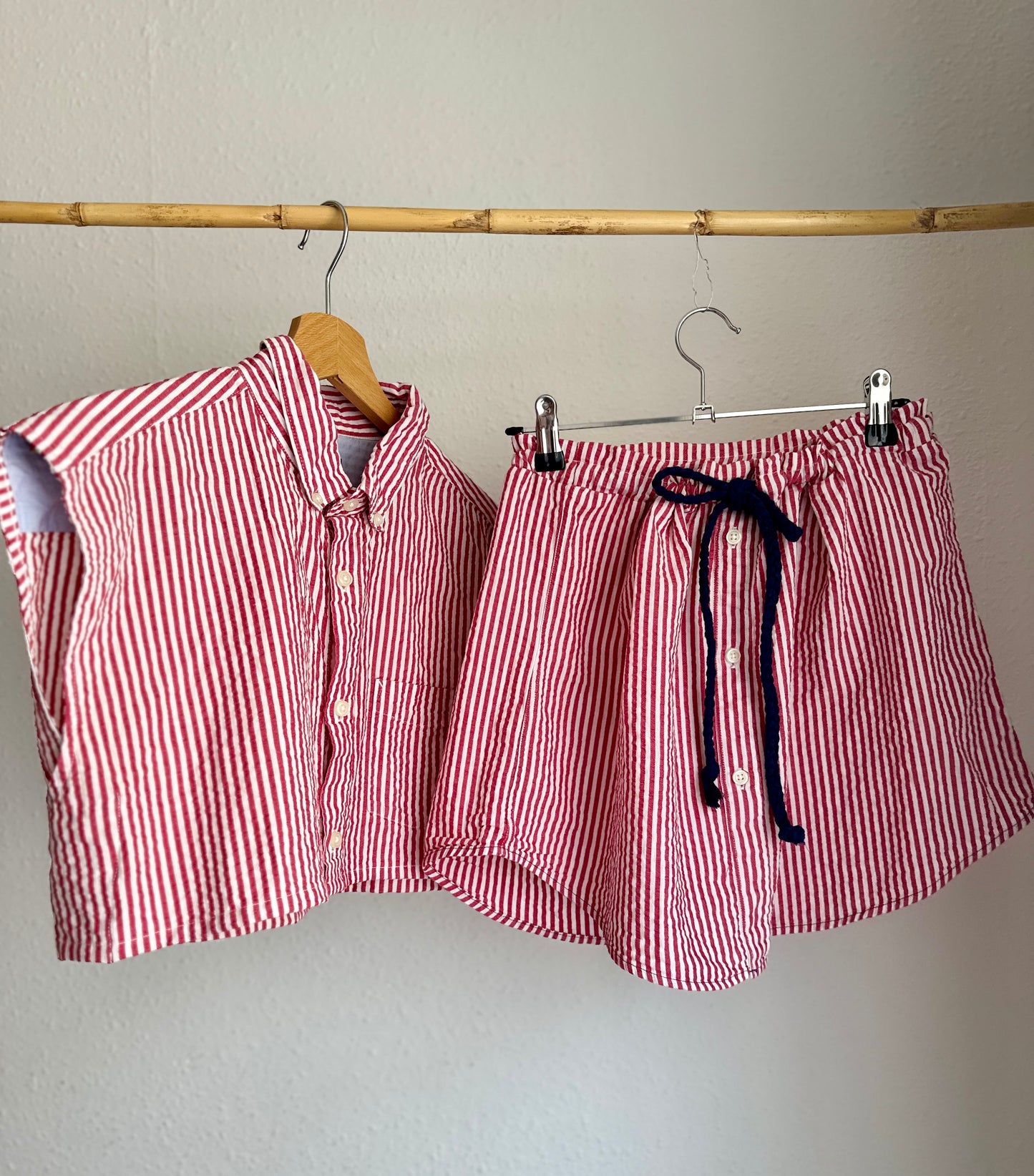 Stripped set