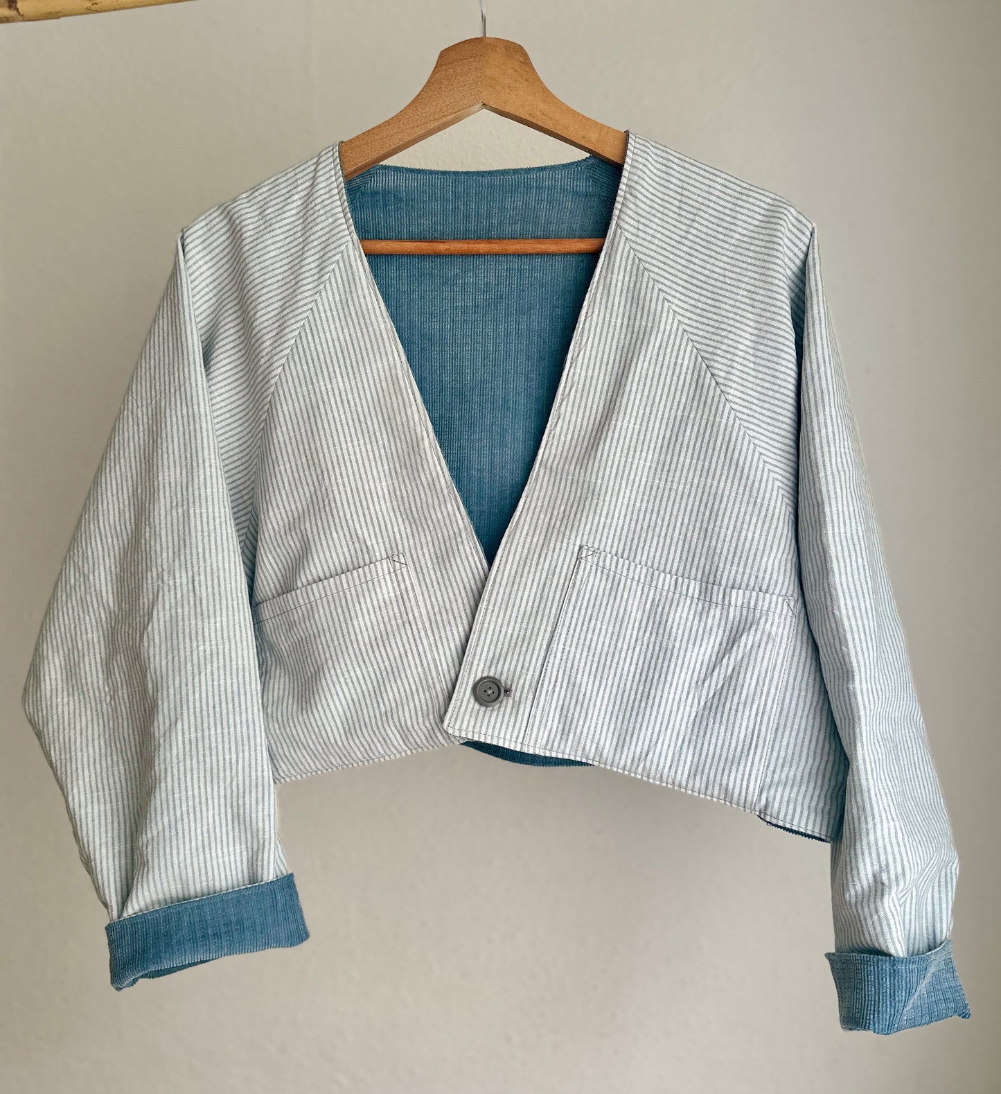 Cropped jacket