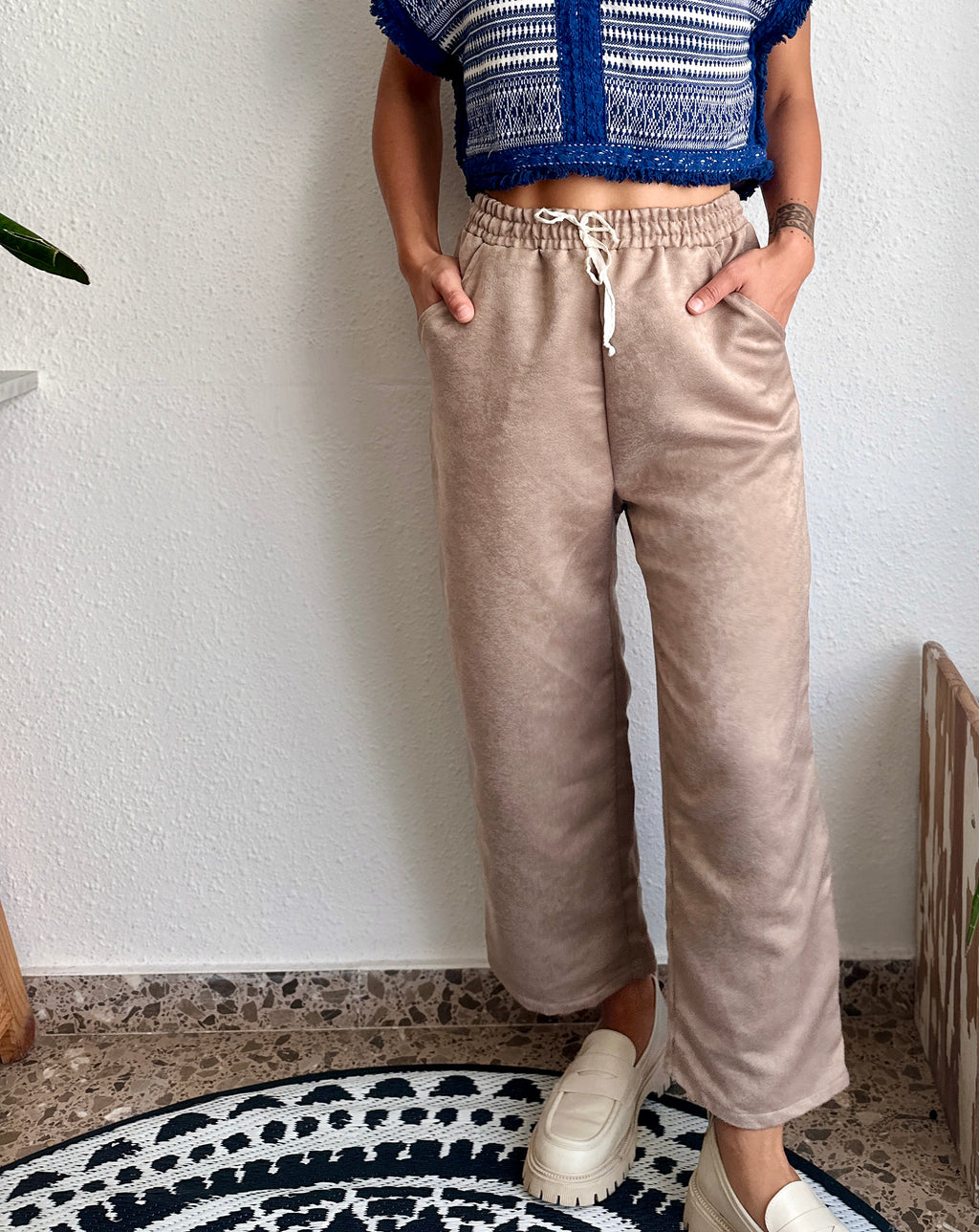 Sandy pants