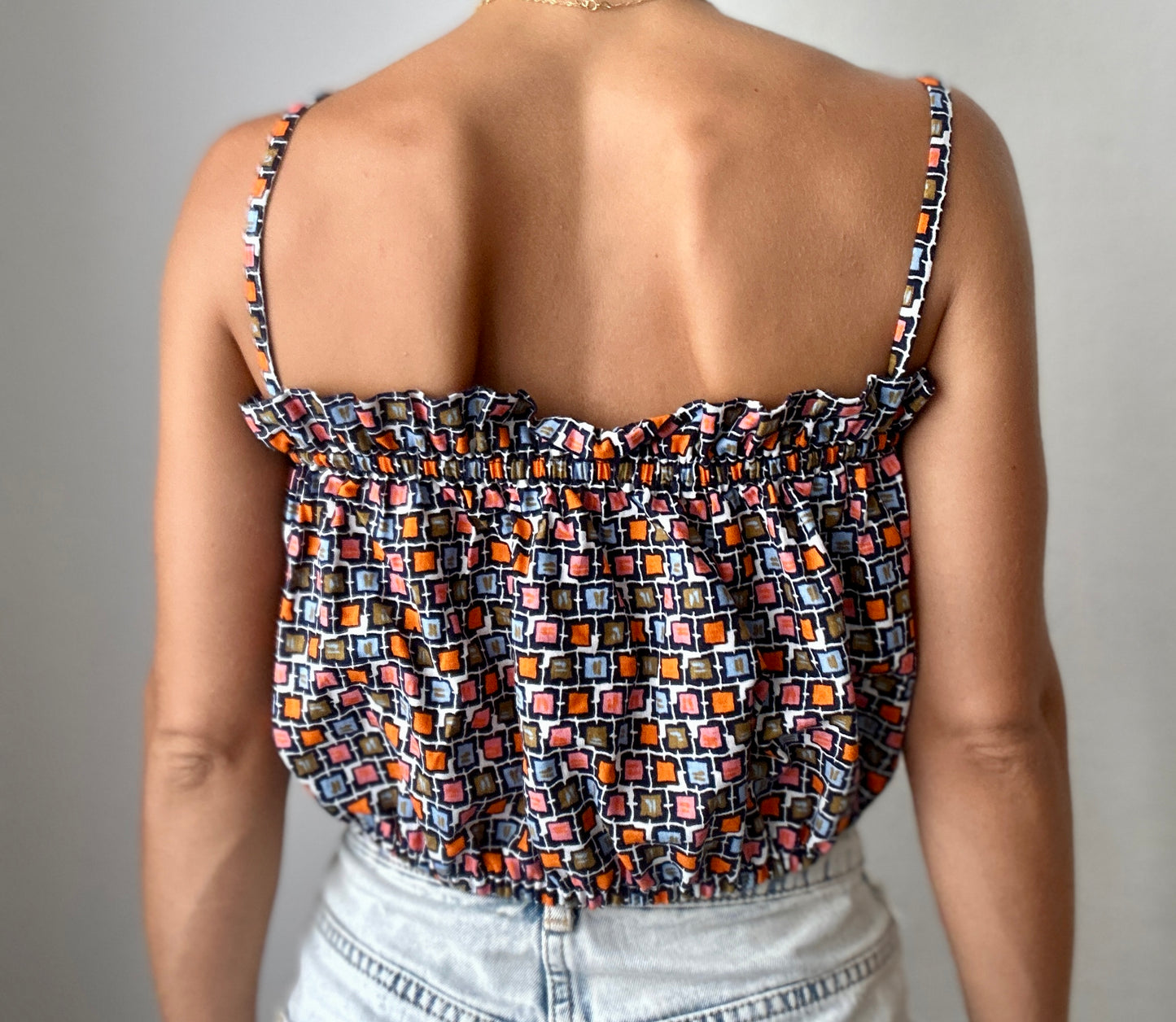 Cubed summer top