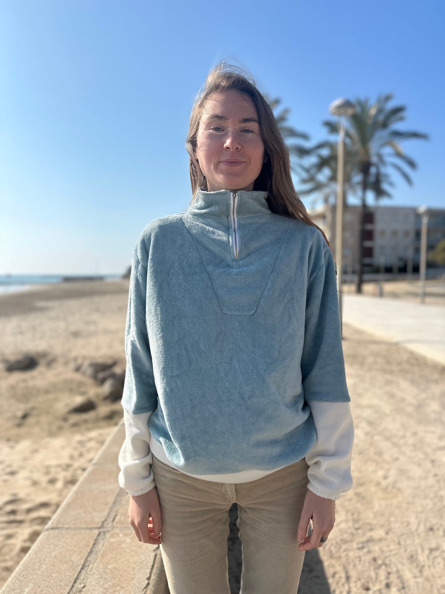 Unisex sweatshirt