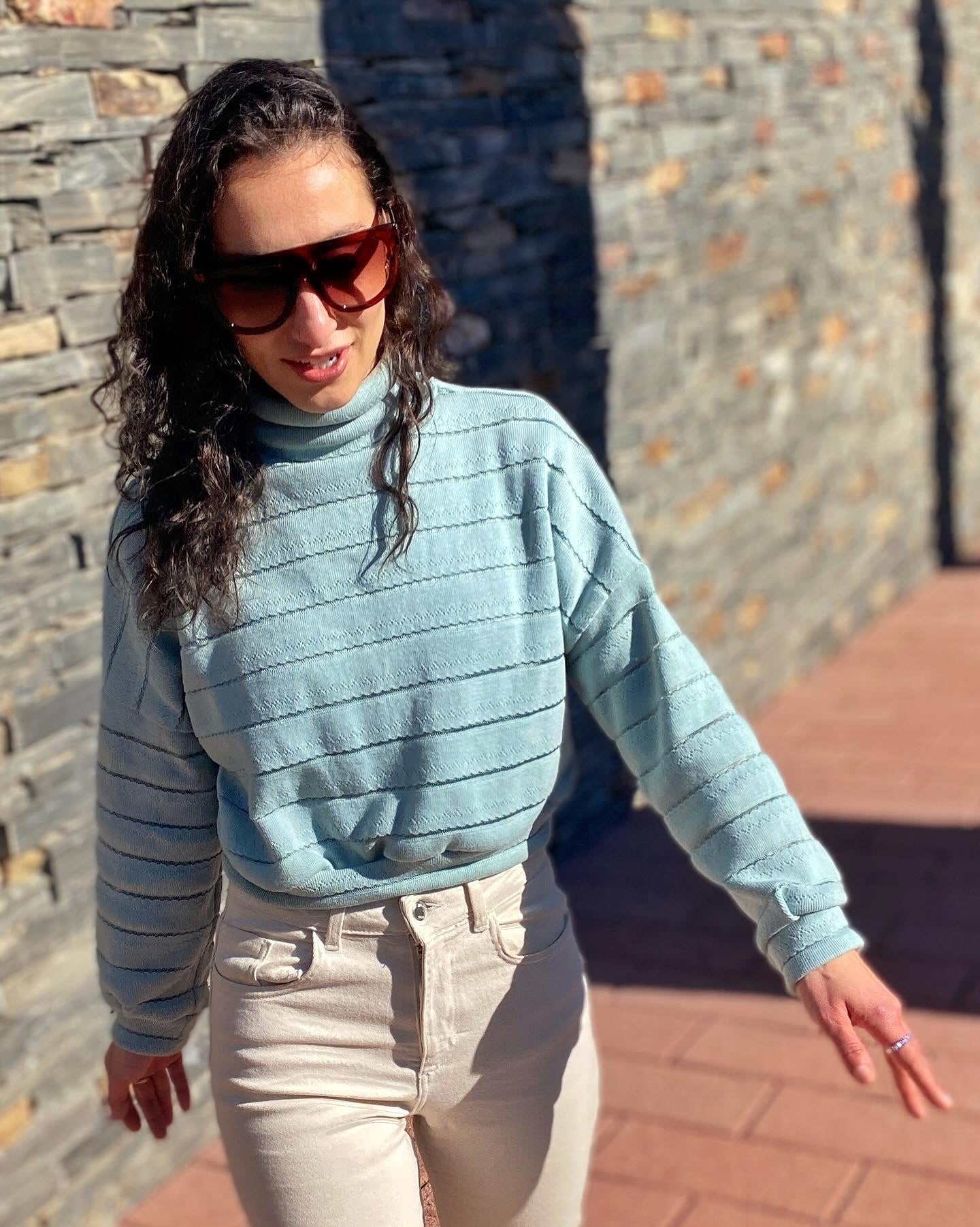 Mint pullover
